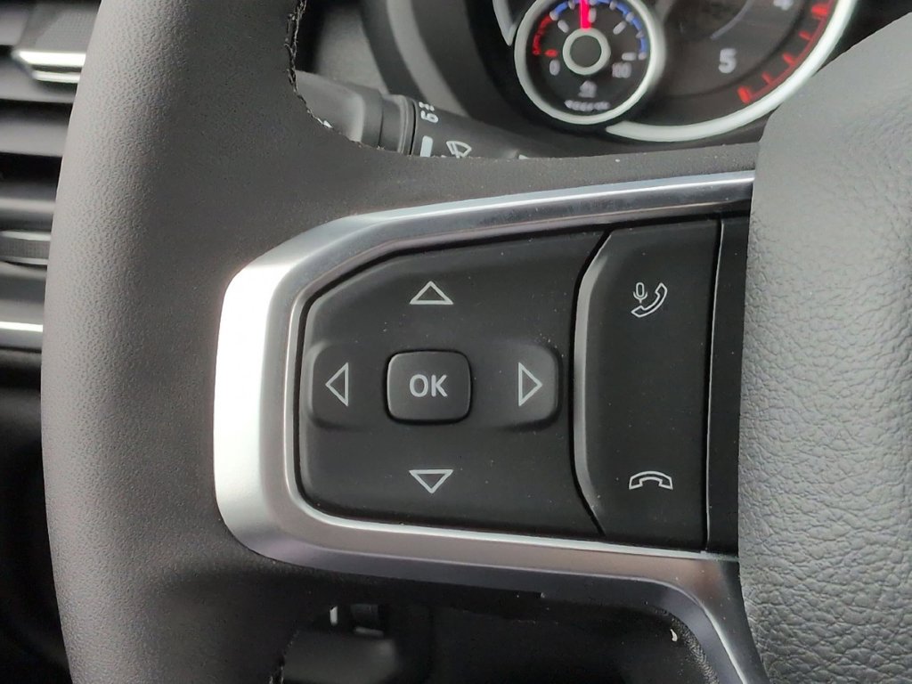 New 2026 RAM 3500 Big Horn AWD/4WD image 17