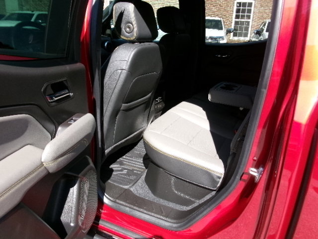 Used 2025 Chevrolet Colorado ZR2 w/ Technology Package AWD/4WD image 14