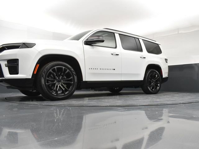 New 2026 Jeep Grand Wagoneer Summit w/ Rear Seat Video Group I image 21