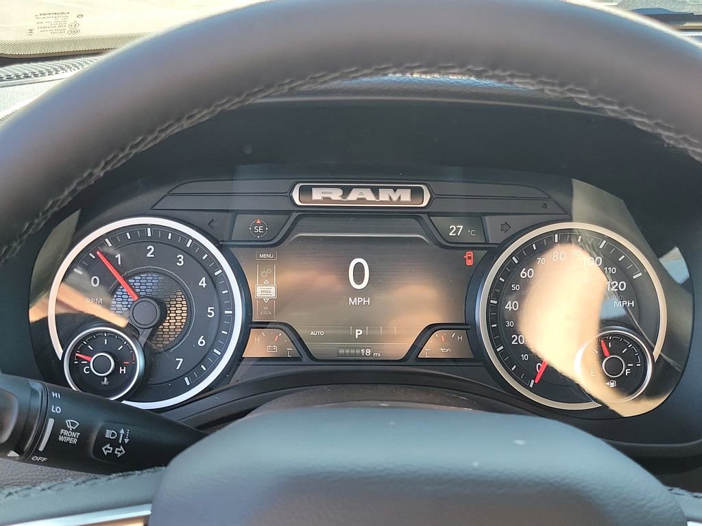 New 2026 RAM 1500 Laramie AWD/4WD image 7