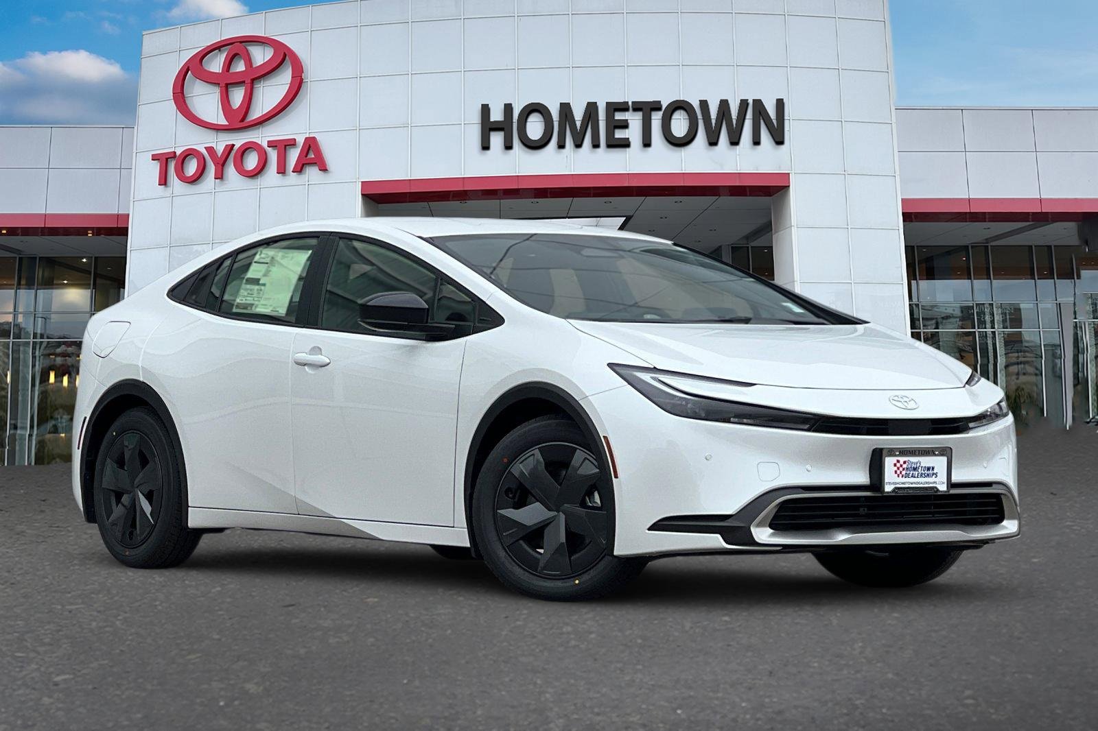 New 2026 Toyota Prius Plug-In Hybrid image 2