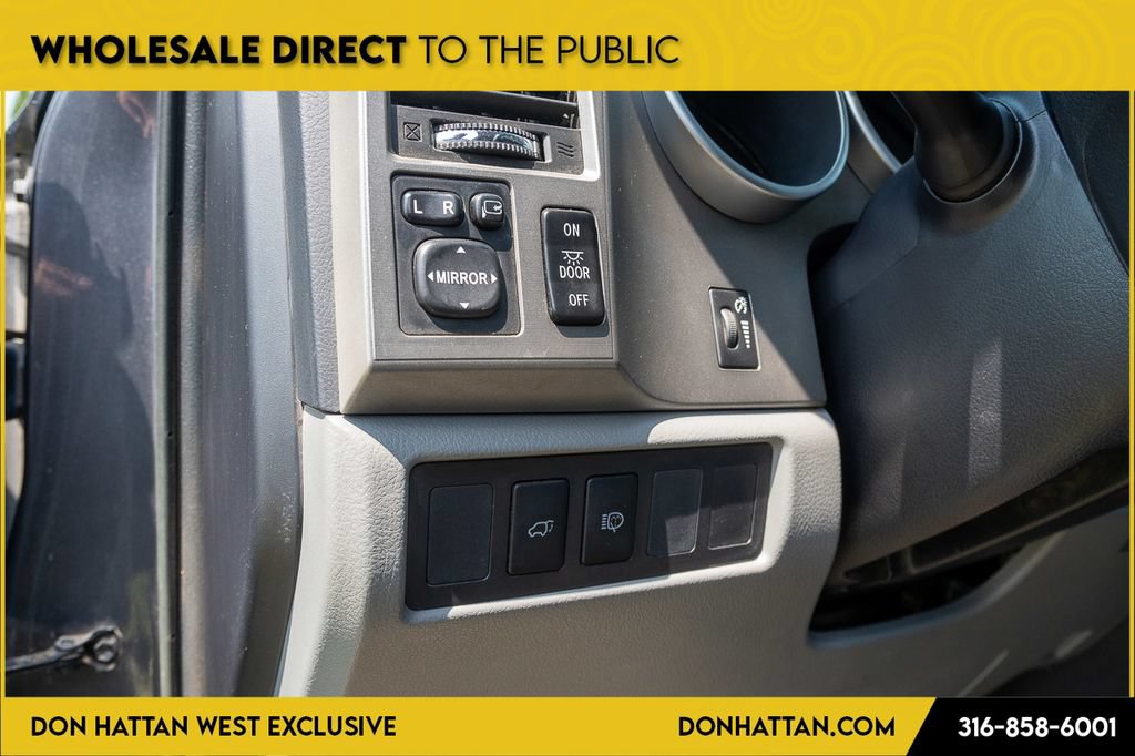 Used 2015 Toyota Sequoia Limited AWD/4WD image 18