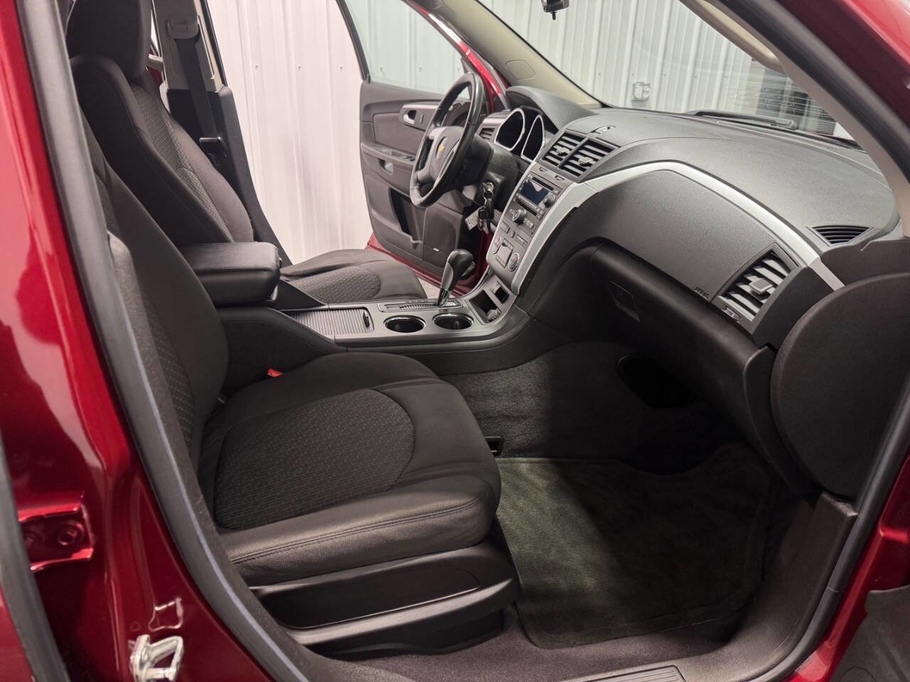 Used 2011 Chevrolet Traverse LT w/ Red Premiere Package image 18