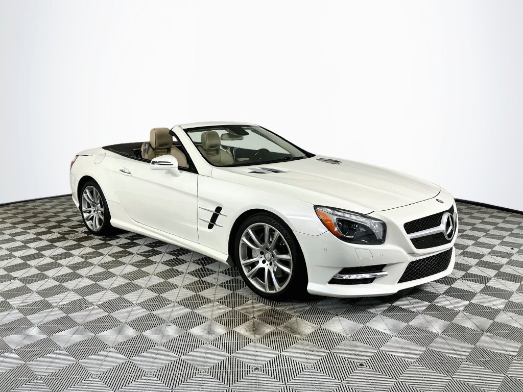 Used 2015 Mercedes-Benz SL 400 image 1
