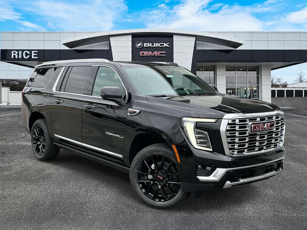 New 2026 GMC Yukon XL Denali w/ Sun & Power Step Package
