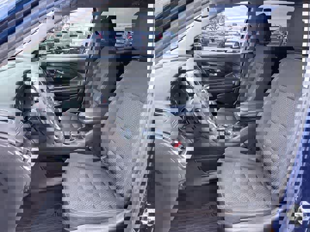 Used 2022 GMC Terrain SLE w/ Driver Convenience Package image 17