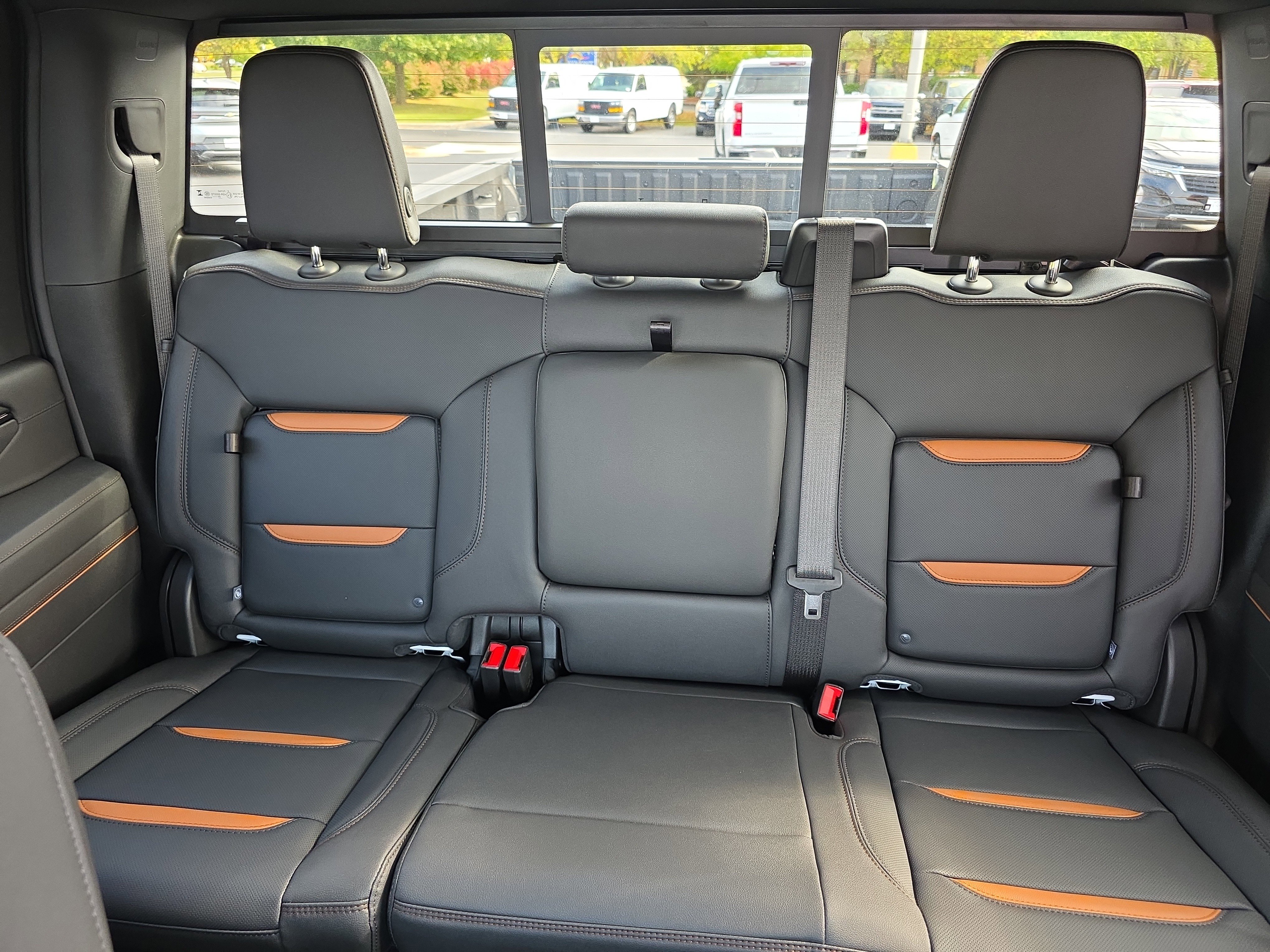 New 2026 GMC Sierra 2500 AT4 w/ AT4 Premium Plus Package image 22