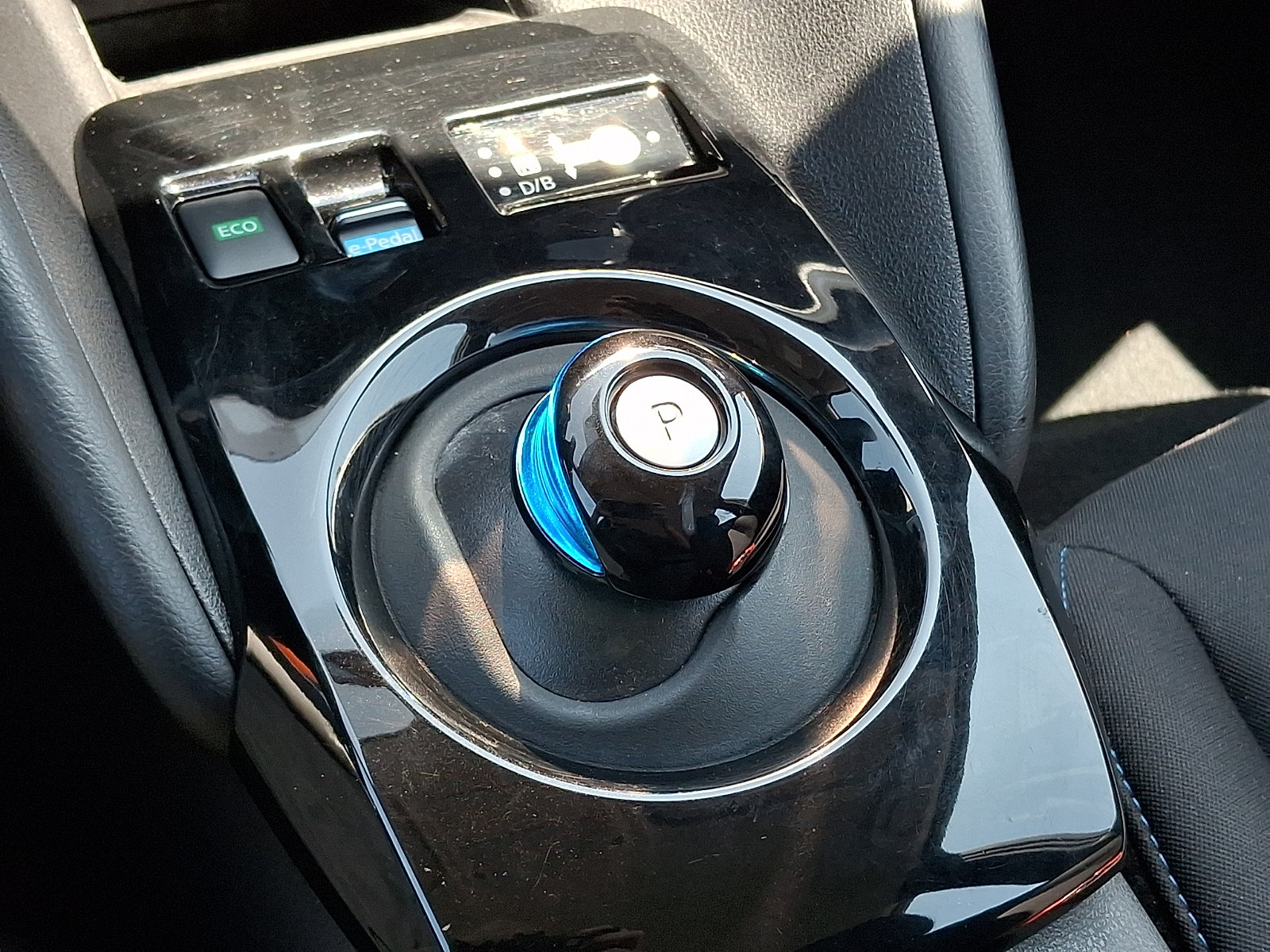 Certified 2021 Nissan Leaf SV FWD image 14