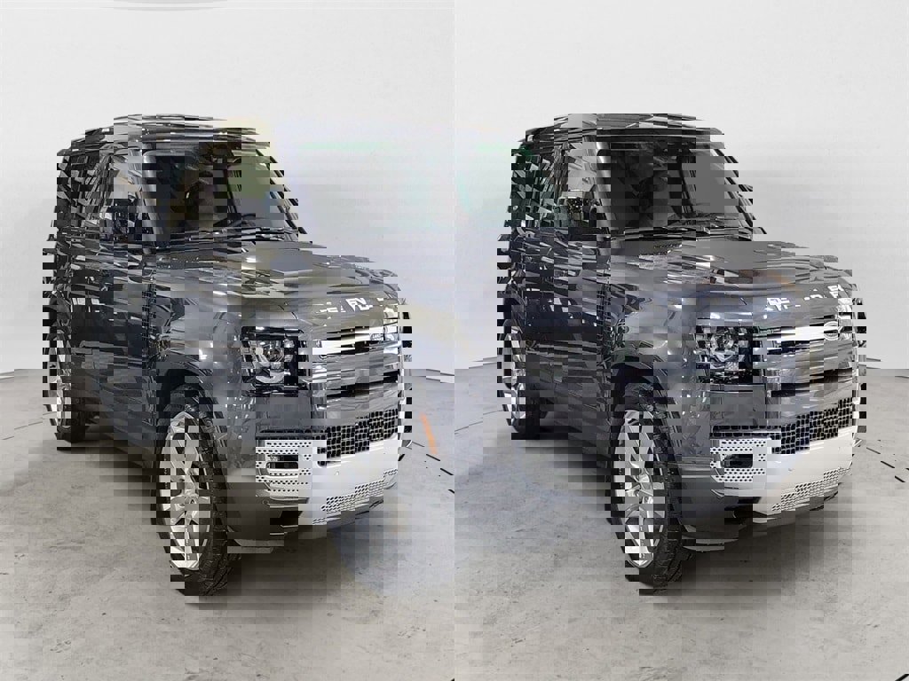 New 2024 Land Rover Defender 110 SE image 7