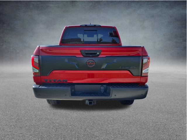 Used 2023 Nissan Titan PRO-4X AWD/4WD image 7