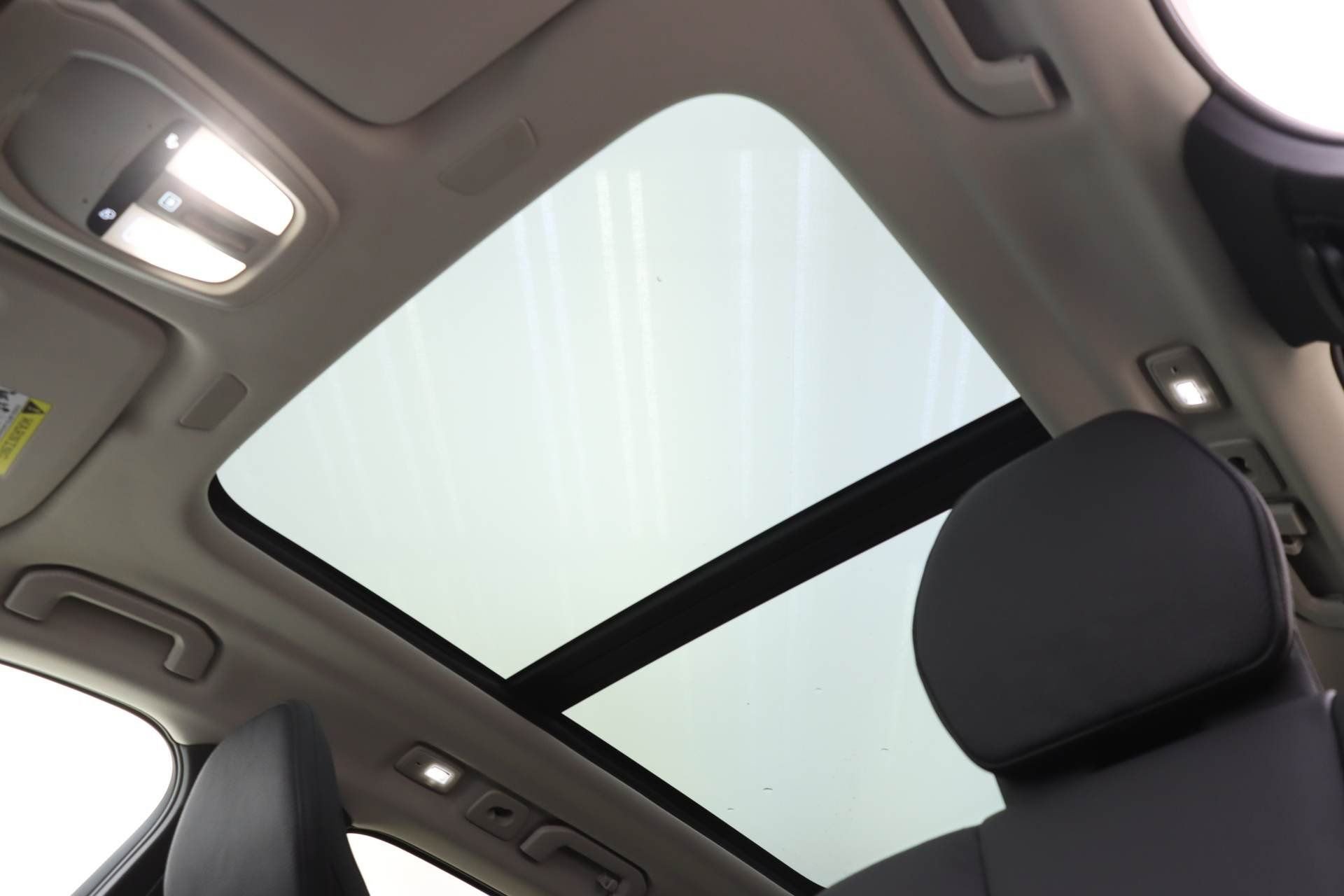 New 2024 Volvo XC60 T8 Plus w/ Protection Package Premier image 15