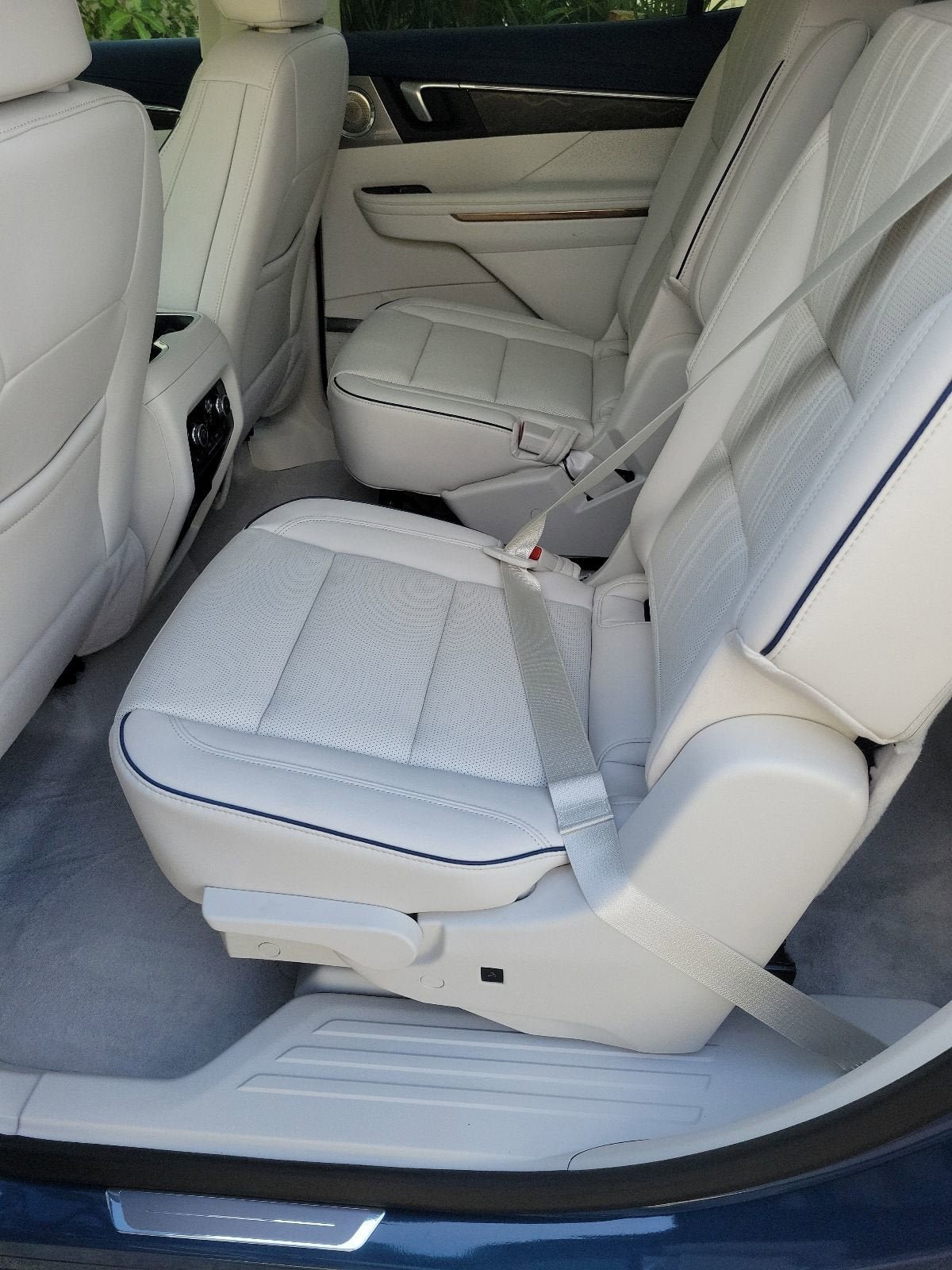 New 2026 Buick Enclave Avenir w/ Super Cruise Package FWD image 10