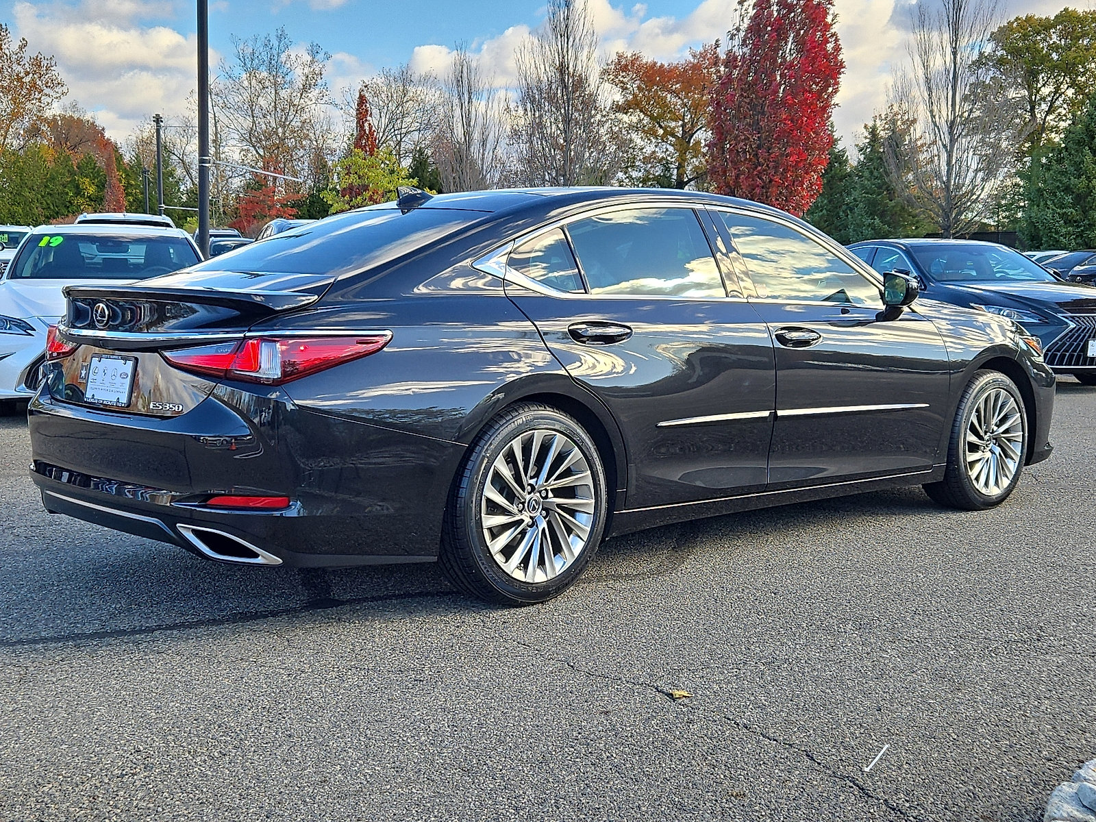 Certified 2022 Lexus ES 350 Ultra Luxury image 7