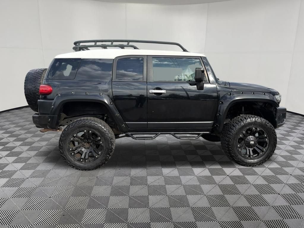Used 2007 Toyota FJ Cruiser 4WD w/ Upgrade Pkg 2 image 8