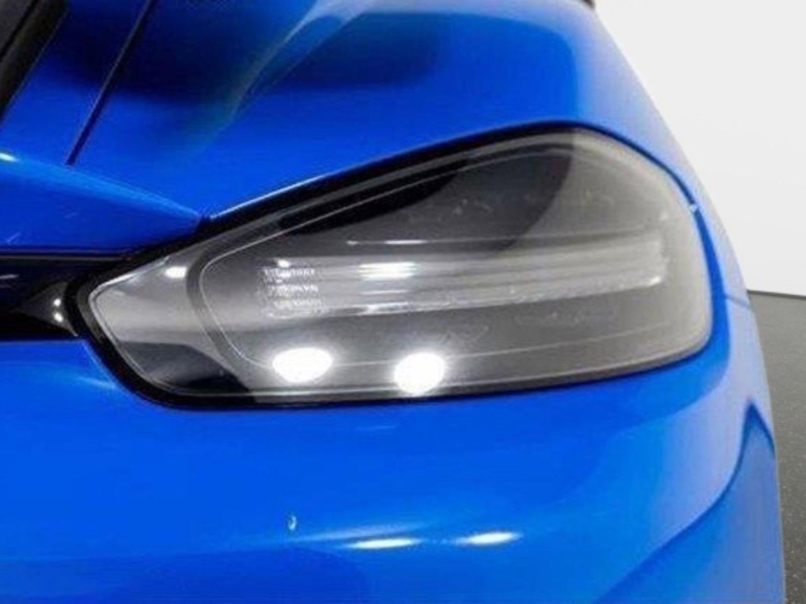 Used 2024 Porsche 718 Cayman GT4 RS RWD image 17