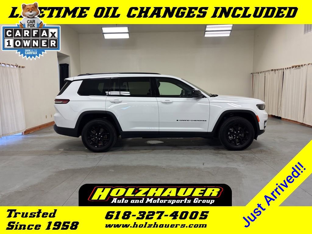 Used 2024 Jeep Grand Cherokee L Laredo image 1