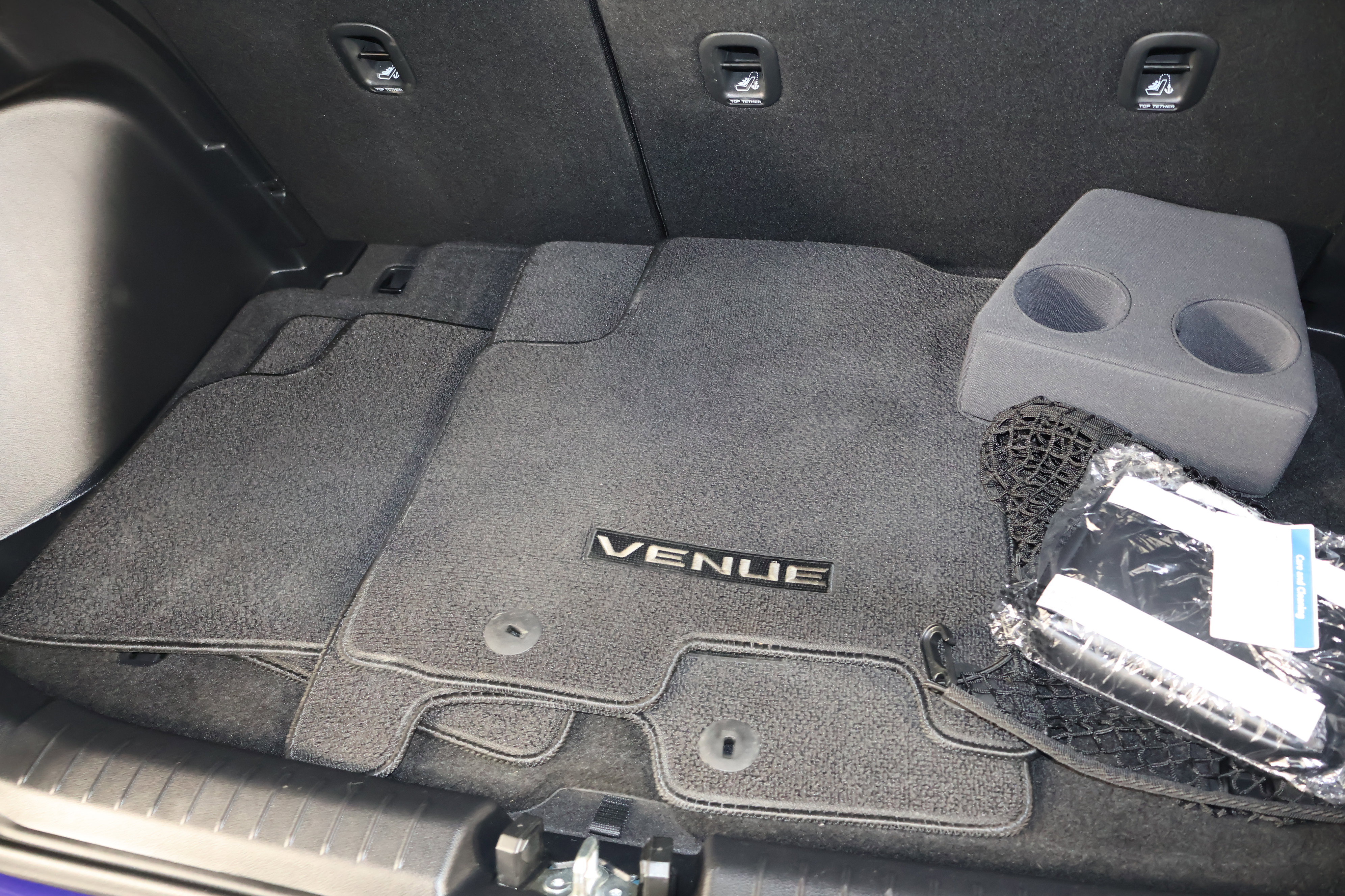 Used 2024 Hyundai Venue SEL image 50