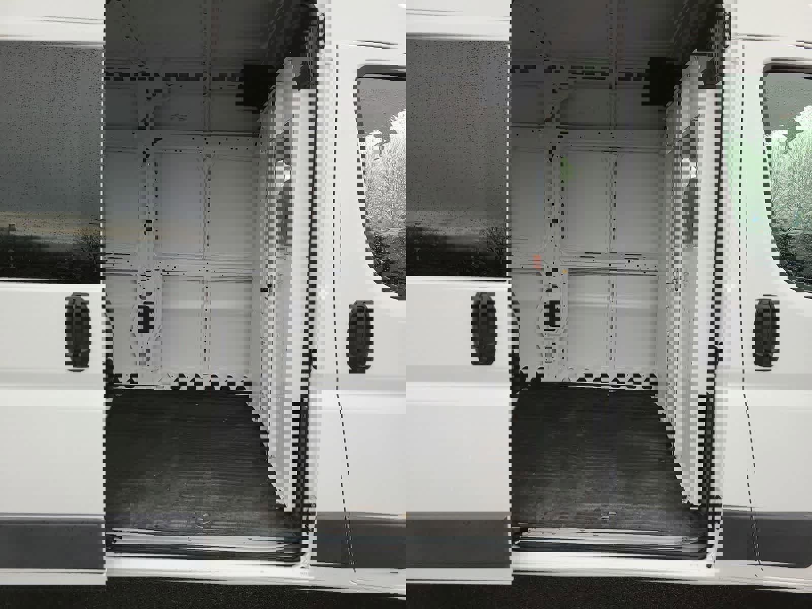 Used 2015 RAM ProMaster 2500 w/ Mopar Trailer Tow Group image 21