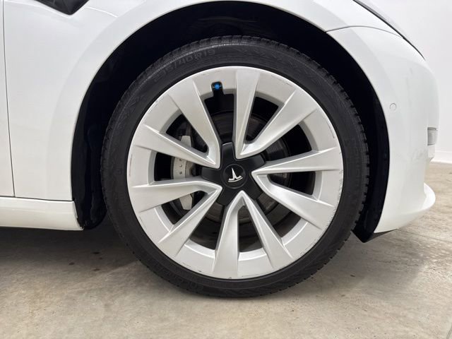 Used 2021 Tesla Model 3 Standard Range Plus image 12