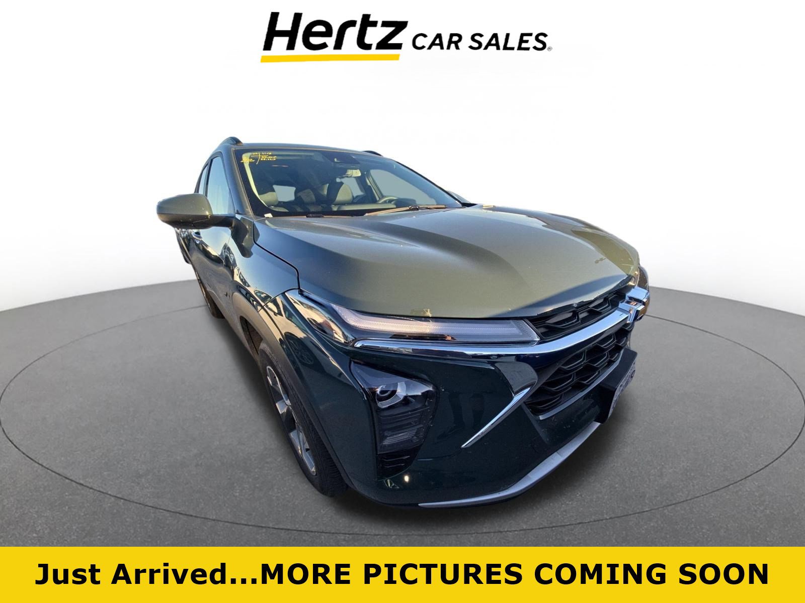 Used 2025 Chevrolet Trax LT