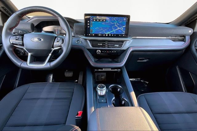 Used 2025 Ford Explorer ST-Line image 7