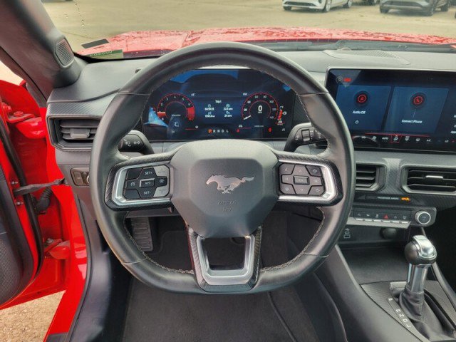 Used 2024 Ford Mustang Convertible image 16