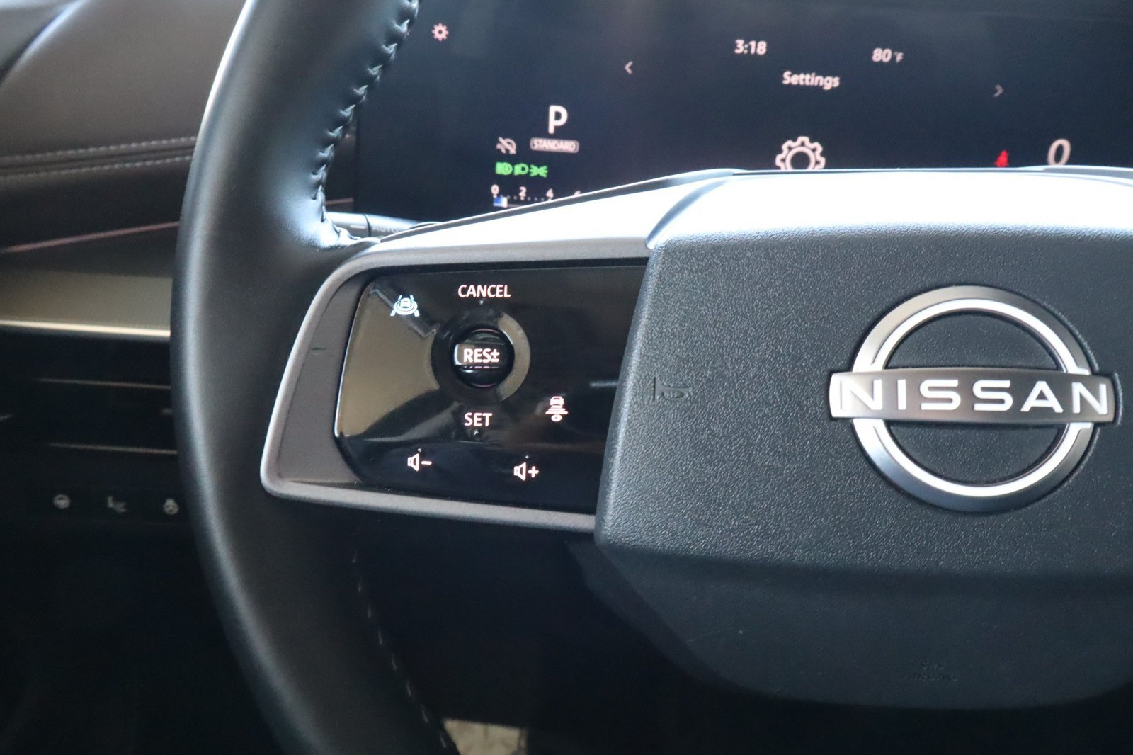 Used 2025 Nissan Murano Platinum w/ Cargo Package AWD/4WD image 24