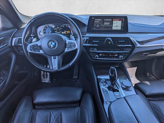 Used 2018 BMW M550i xDrive image 16