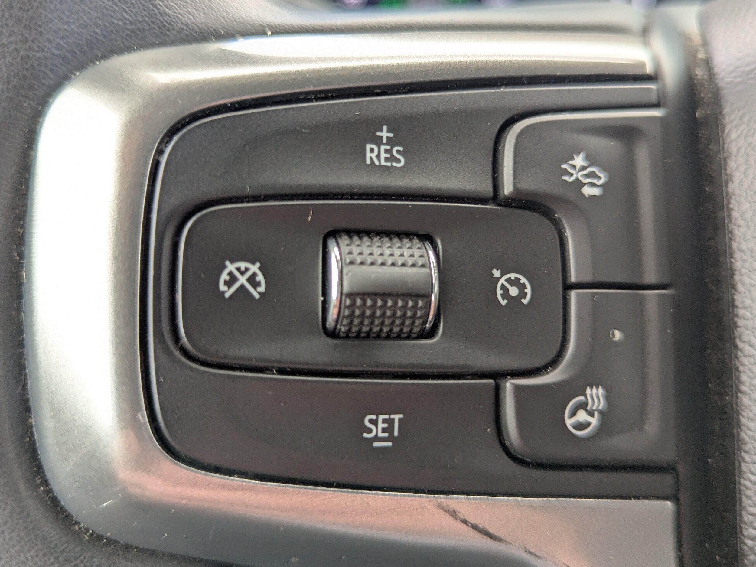 Used 2023 Chevrolet Silverado 1500 LT w/ LPO, Dark Essentials Package AWD/4WD image 19
