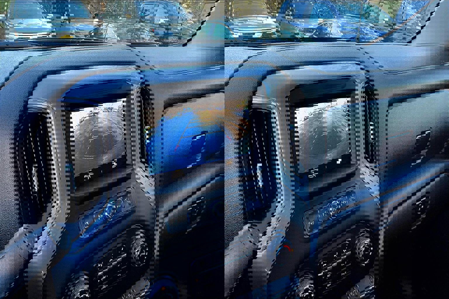 Used 2022 Chevrolet Silverado 1500 Custom image 10