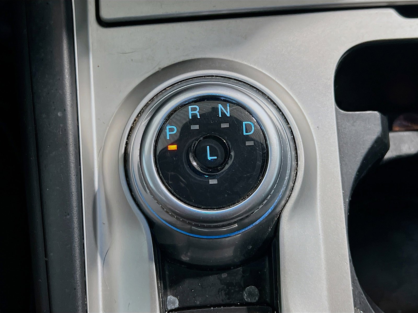 Used 2022 Ford Explorer XLT image 12