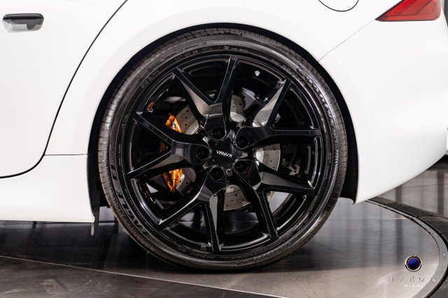 New 2025 Karma Revero Luxury image 12