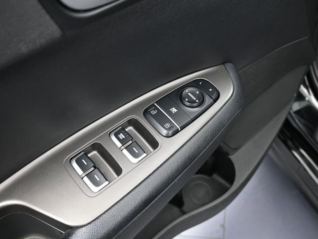 Used 2019 Kia Optima LX w/ LX Premium Package image 18