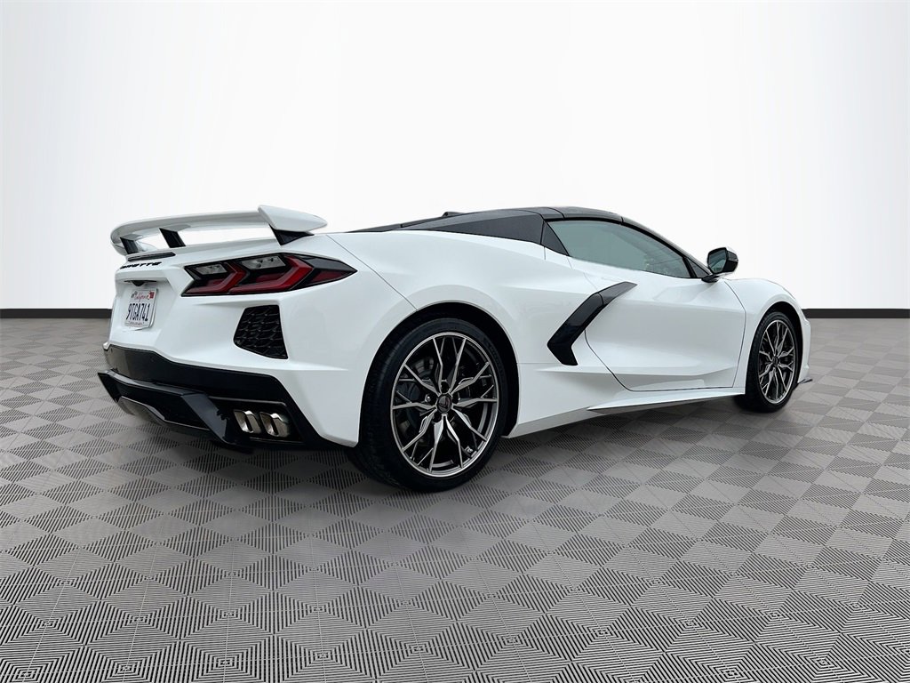 Used 2025 Chevrolet Corvette Stingray Premium Conv w/ Z51 Performance Package image 7