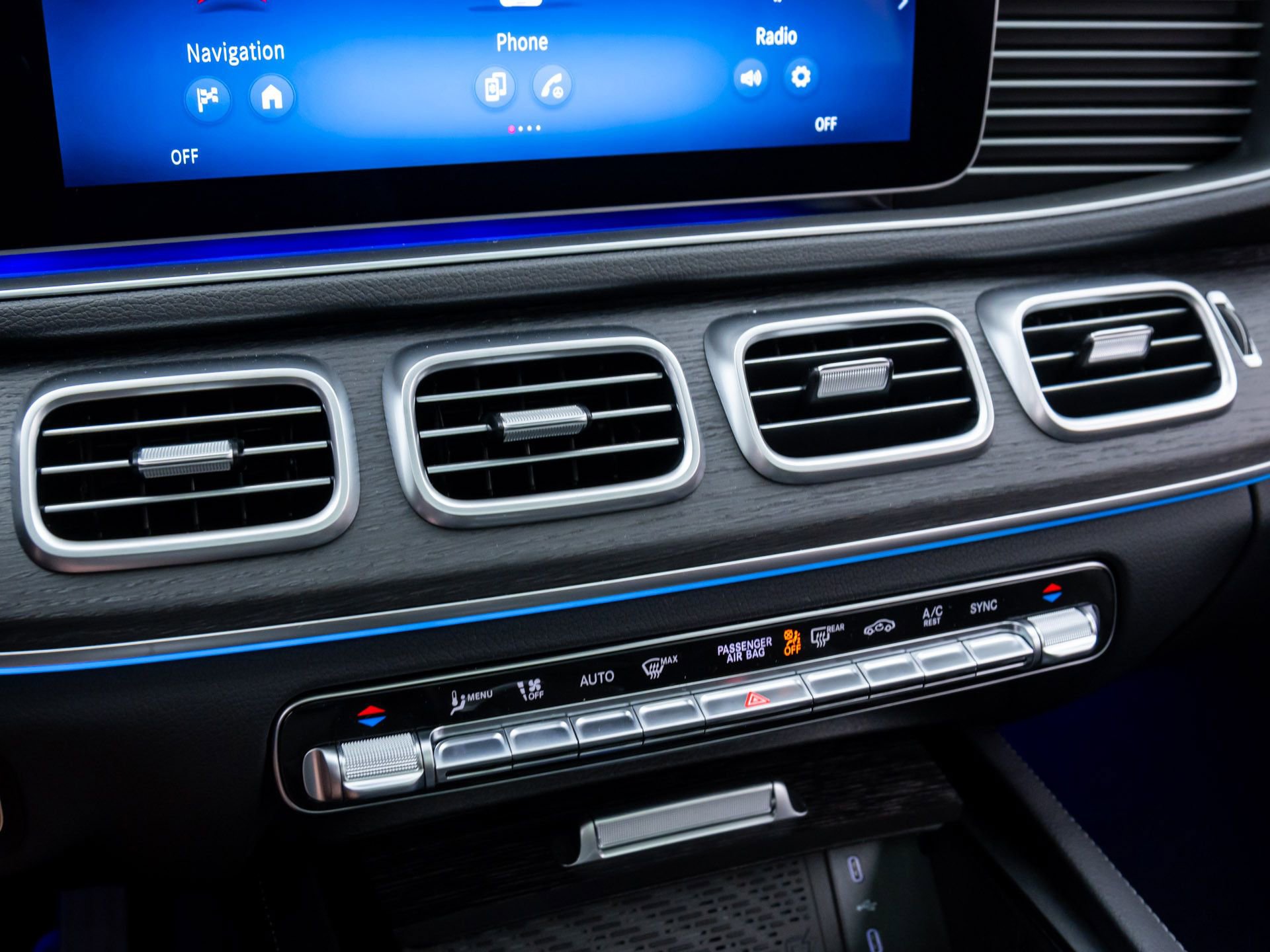 New 2026 Mercedes-Benz GLE 450 4MATIC image 30