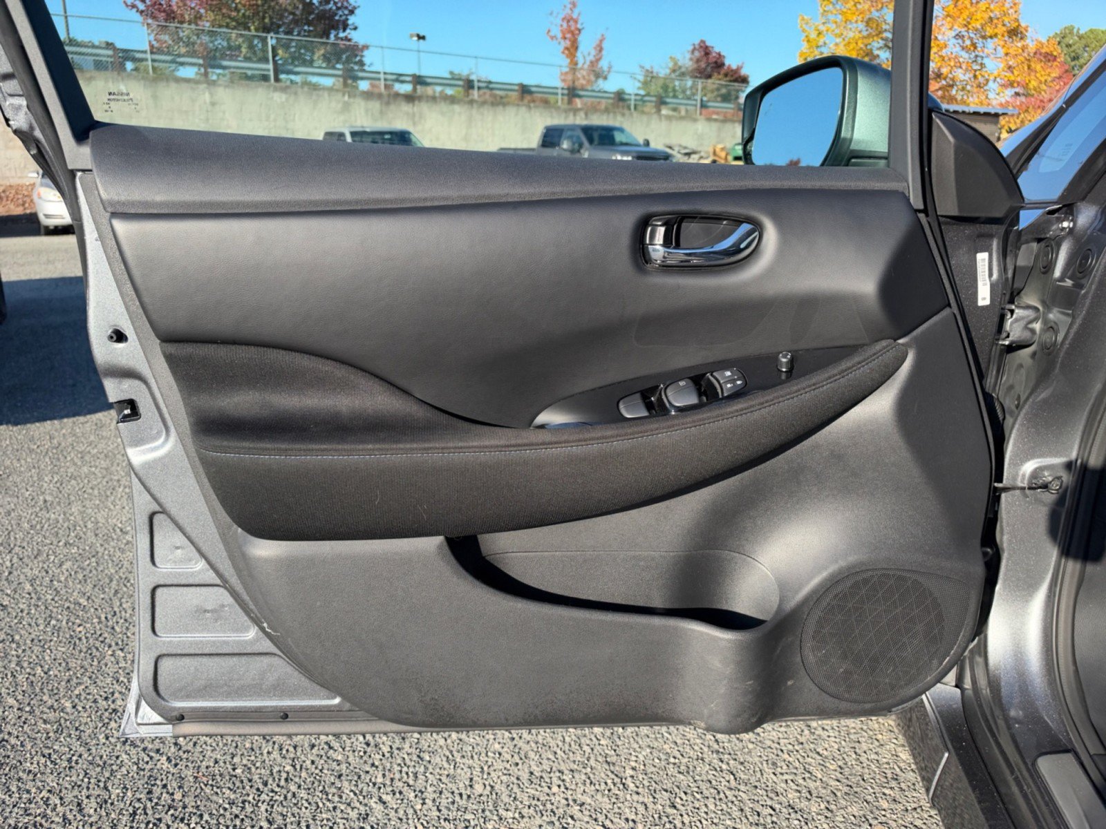 Used 2025 Nissan Leaf SV Plus FWD image 19