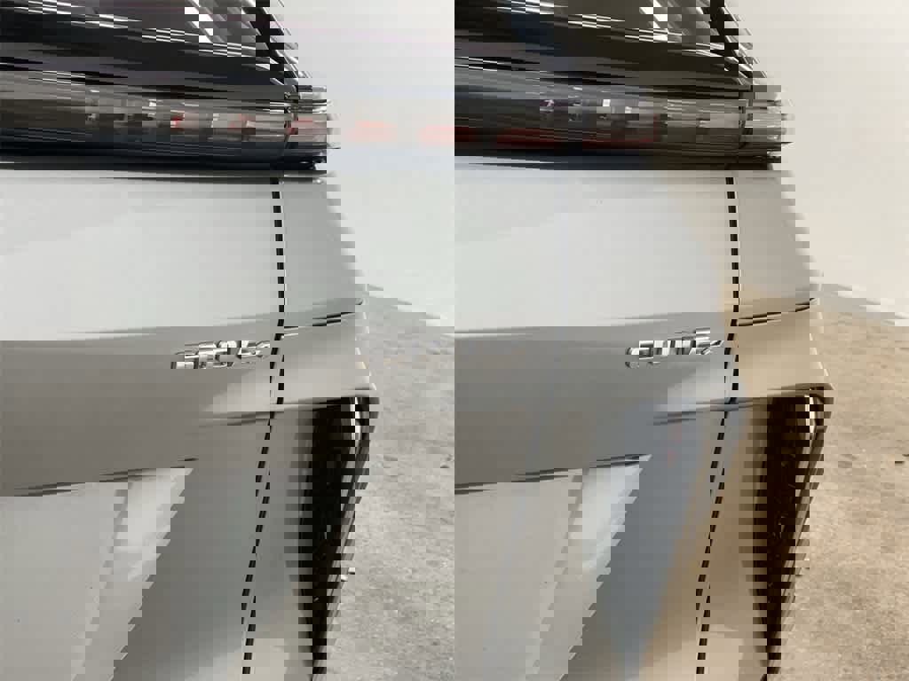 Certified 2025 Cadillac Lyriq Luxury image 11