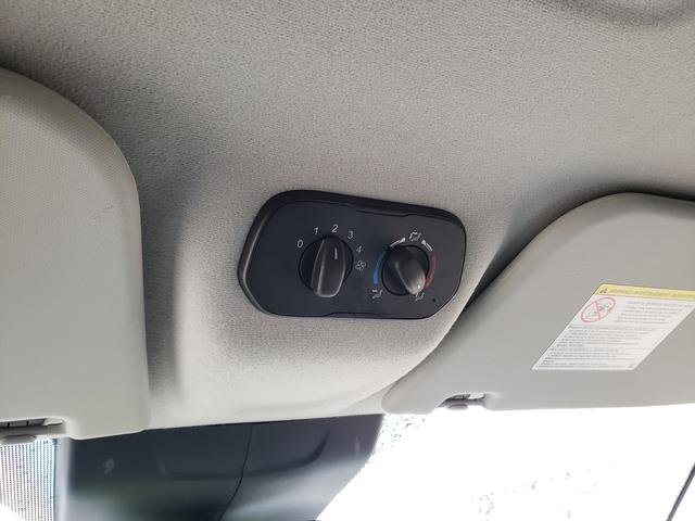 Used 2016 Ford Transit 350 XLT image 25