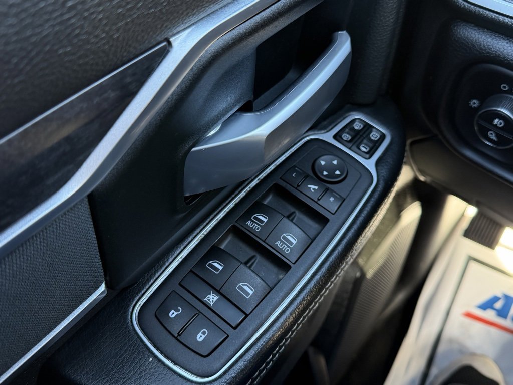 Used 2024 RAM 2500 Big Horn image 6