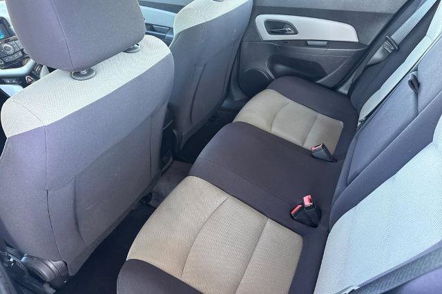Used 2012 Chevrolet Cruze LS w/ Connectivity Package FWD image 6