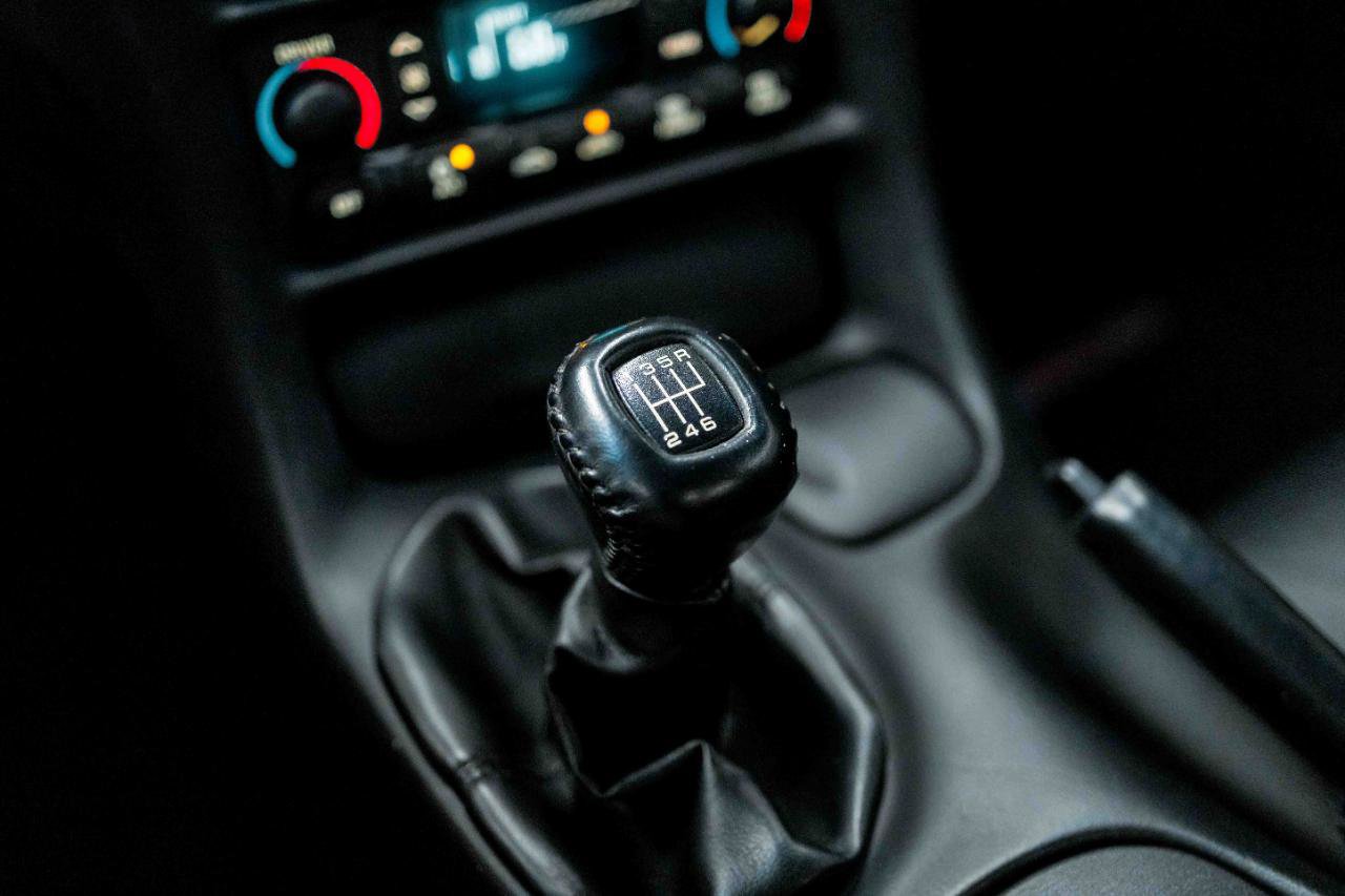 Used 2004 Chevrolet Corvette Z06 w/ Z06 Preferred Equipment Group image 66