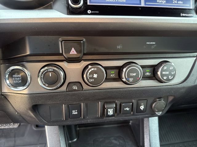 Used 2020 Toyota Tacoma TRD Off-Road image 29