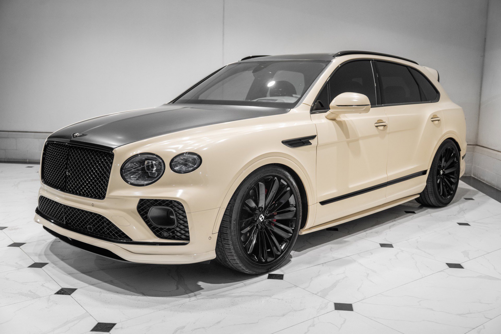 Used 2021 Bentley Bentayga Speed image 9