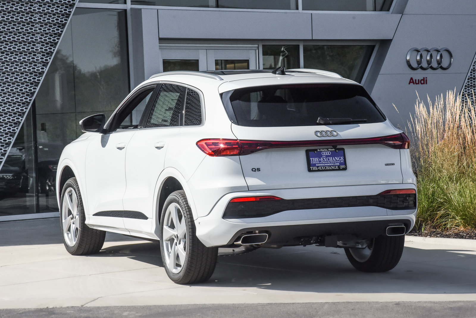 New 2025 Audi Q5 Premium Plus image 4
