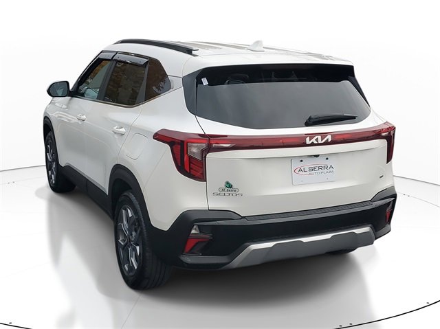 Certified 2024 Kia Seltos S image 3