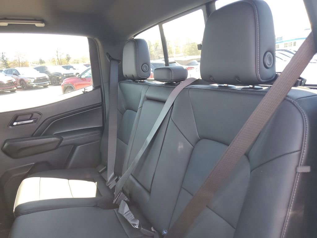 Used 2023 Chevrolet Colorado LT w/ LT Convenience Package III image 26