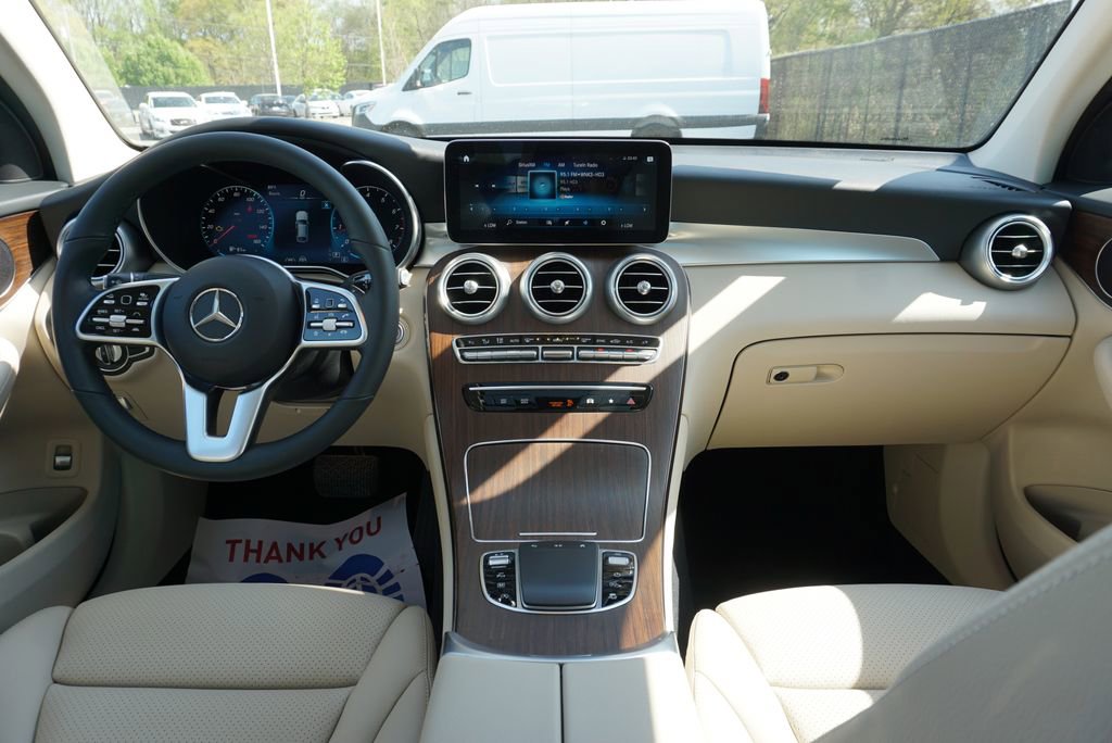 Used 2022 Mercedes-Benz GLC 300 4MATIC Coupe image 35