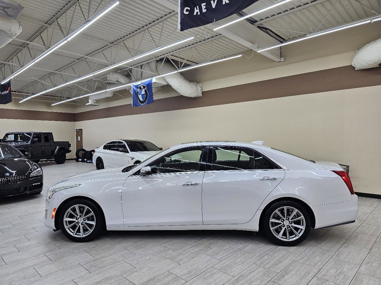 Used 2019 Cadillac CTS Luxury image 9