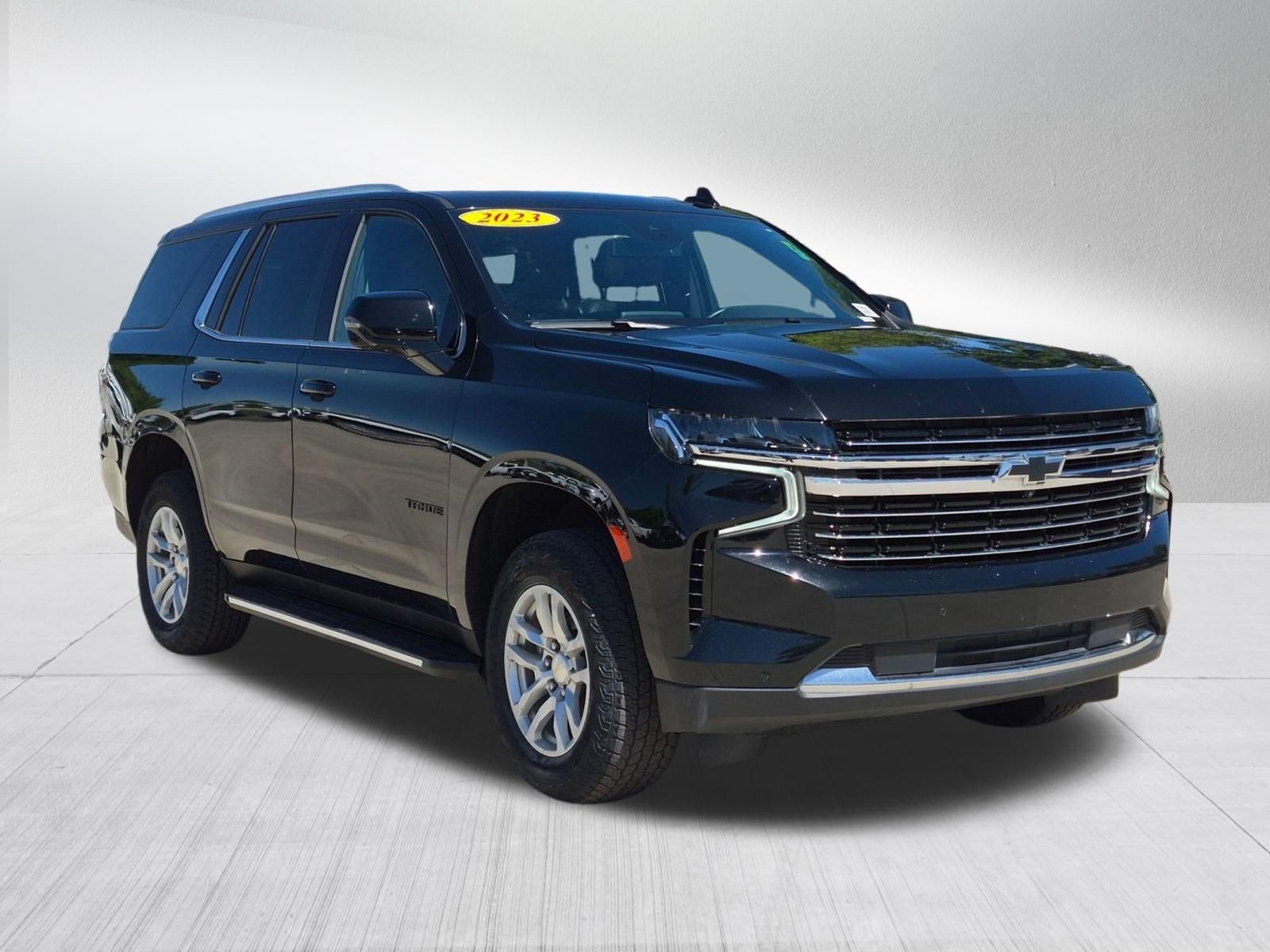 Certified 2023 Chevrolet Tahoe LT w/ Luxury Package AWD/4WD image 8