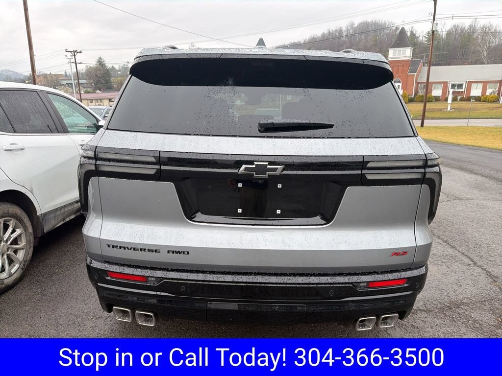 New 2026 Chevrolet Traverse RS w/ LPO, Floor Liner Package AWD/4WD image 5